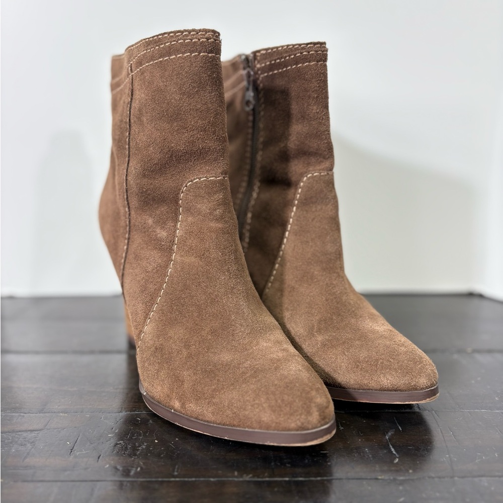 Calvin Klein Mallie Genuine Suede Boot Size 8